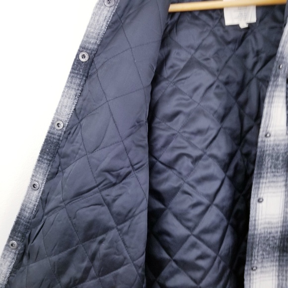 Lira Snap Button Plaid Jacket - Picture 4 of 5